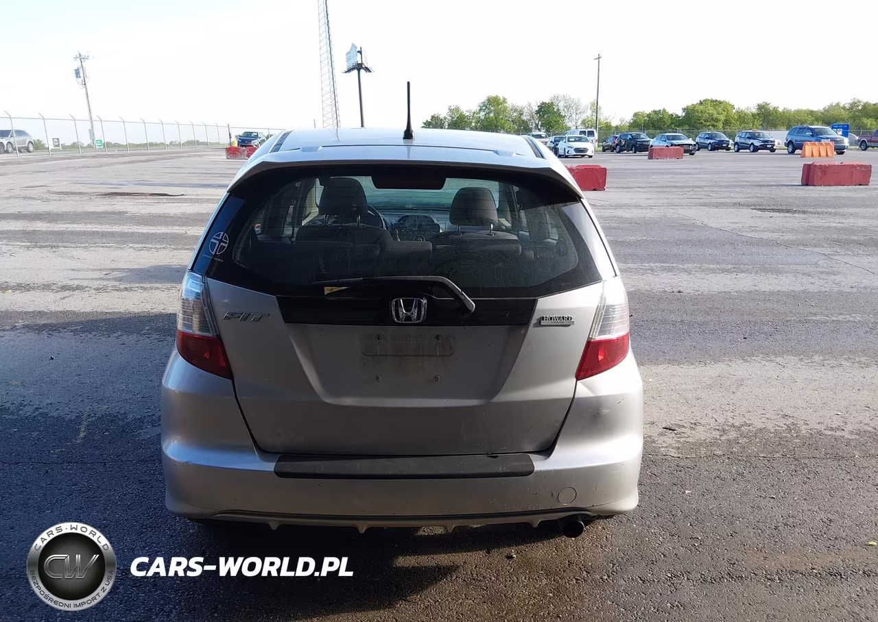 2012 Honda Fit Sport VIN:JHMGE8H54CC009008 - 16