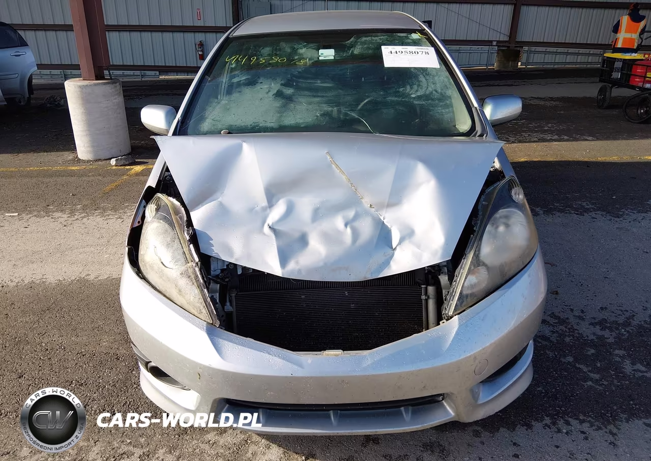 2012 Honda Fit Sport VIN:JHMGE8H54CC009008 - 6