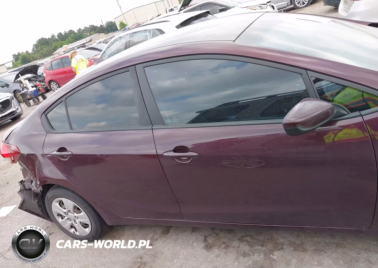 2018 Kia Forte Lx VIN:3KPFK4A78JE185706 - 13