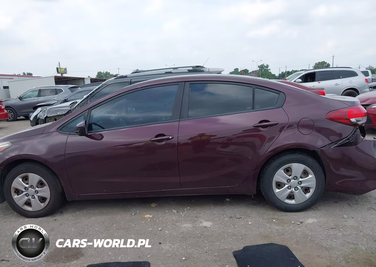 2018 Kia Forte Lx VIN:3KPFK4A78JE185706 - 14