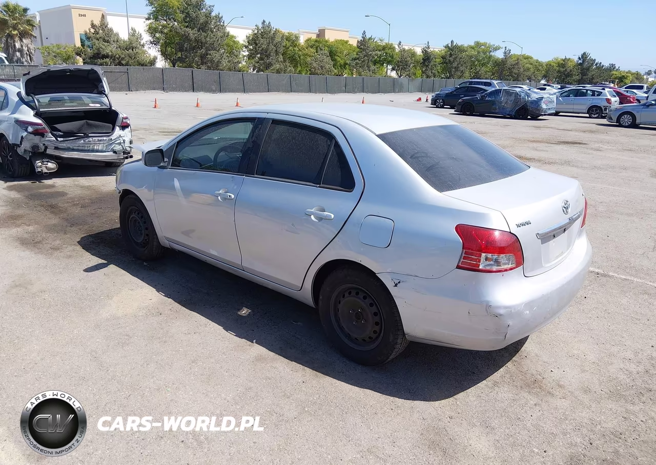 2007 Toyota Yaris VIN:JTDBT923271097752 - 3