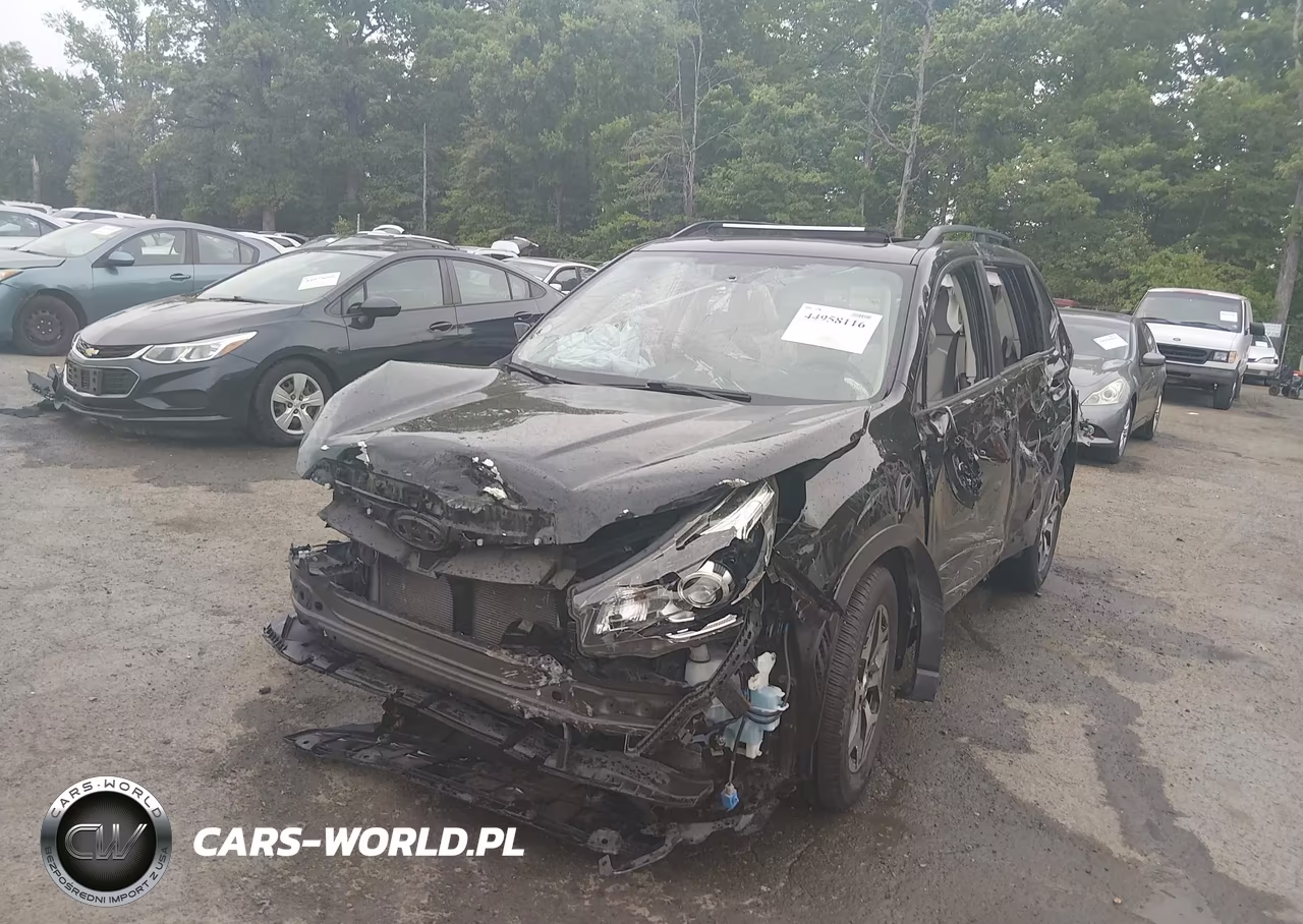 2019 Subaru Forester Premium VIN:JF2SKAEC4KH568432 - 6