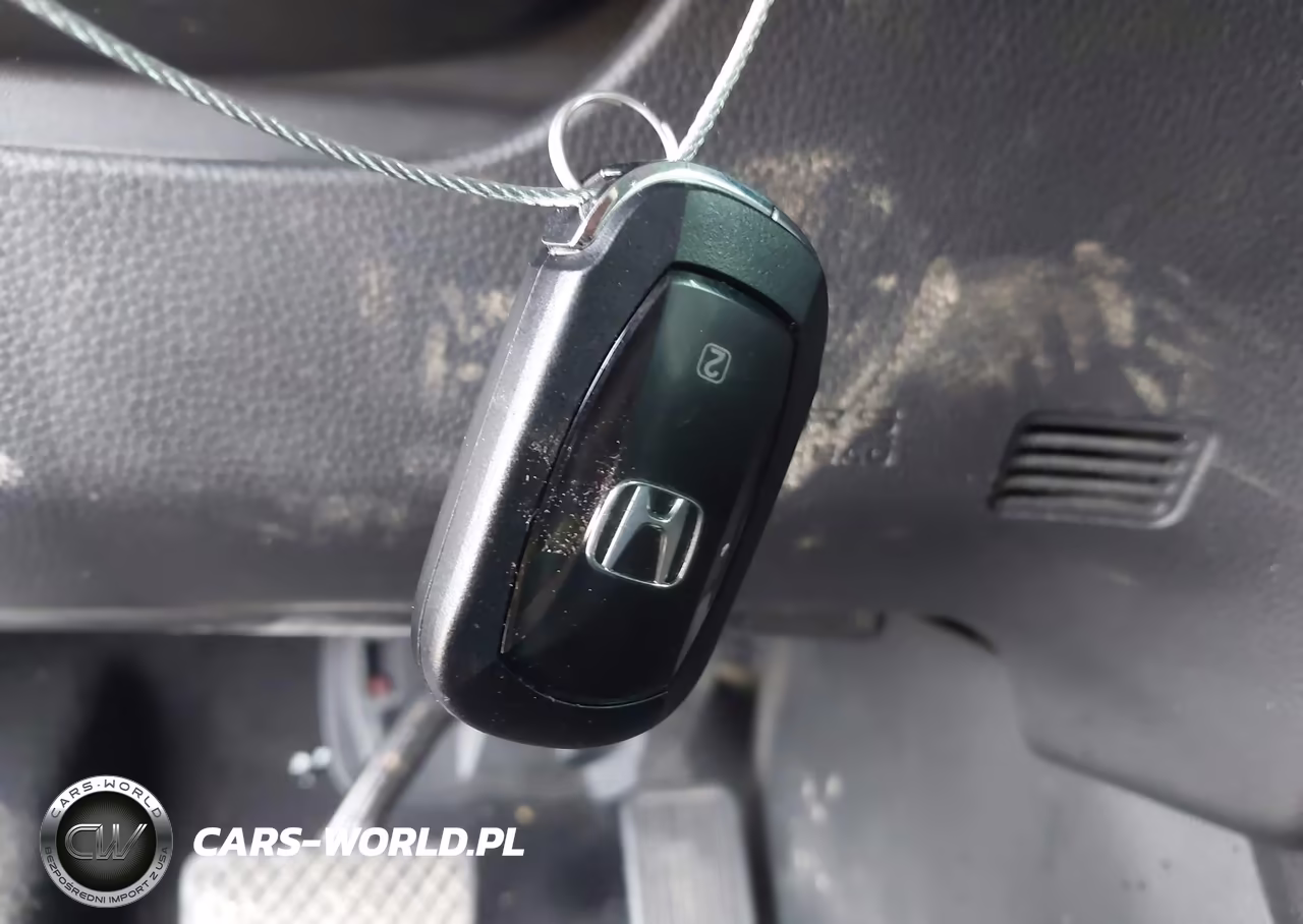 2025 Honda Pilot Touring VIN:5FNYG1H7XSB017169 - 11