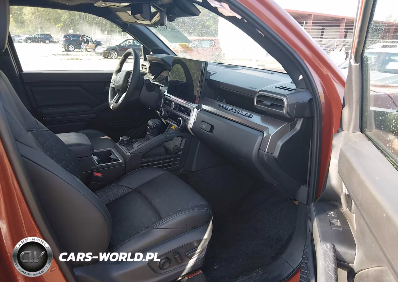 2025 Toyota Tacoma Trd Off Road VIN:3TMLB5JN3SM134015 - 5