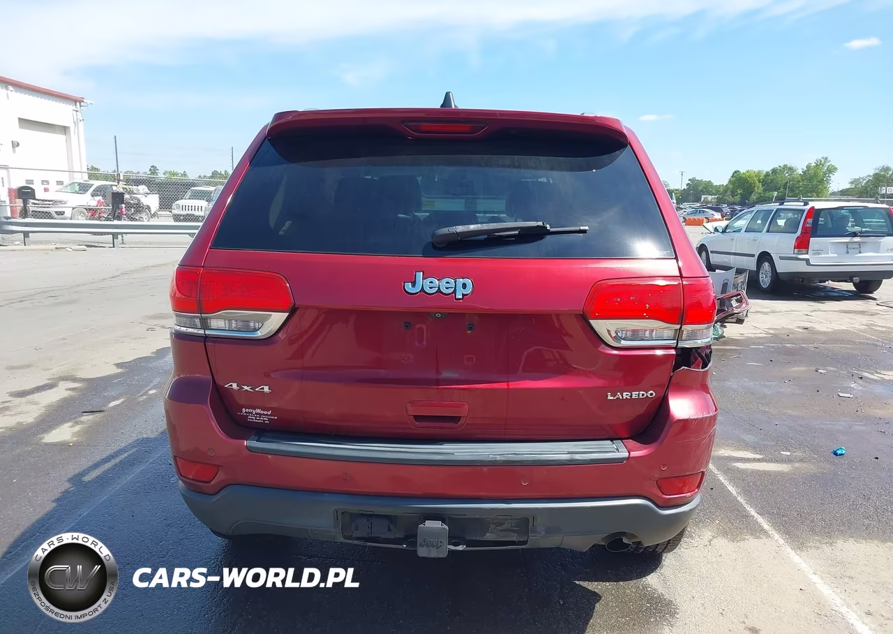2015 Jeep Grand Cherokee Laredo VIN:1C4RJFAG4FC196129 - 17