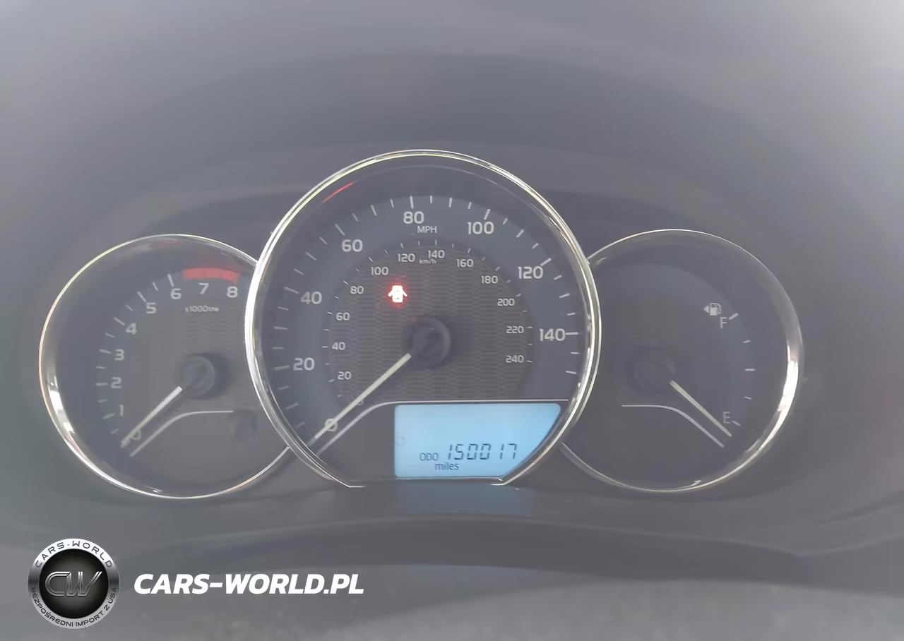 2015 Toyota Corolla Le Plus VIN:5YFBURHE8FP337421 - 15