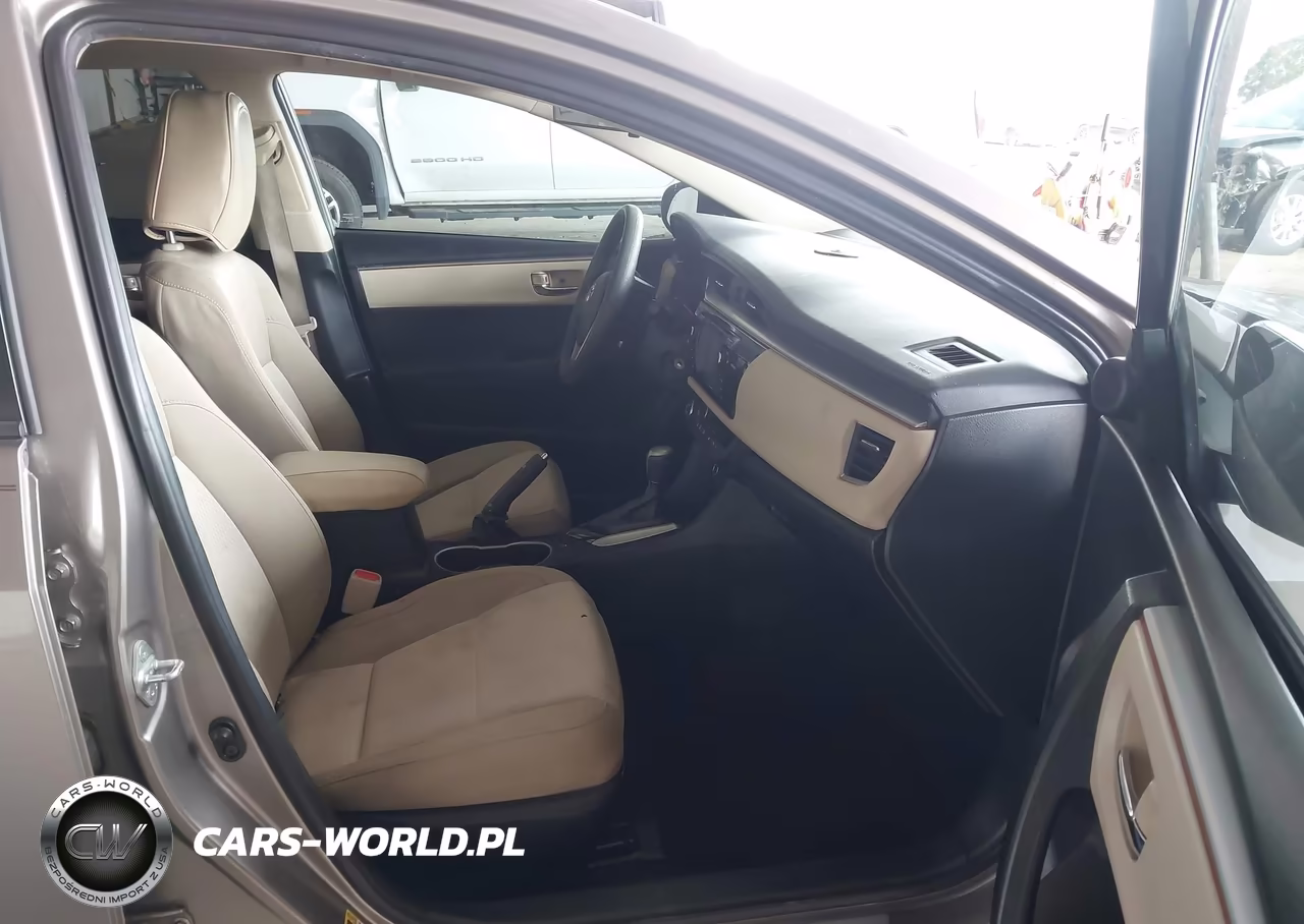 2015 Toyota Corolla Le Plus VIN:5YFBURHE8FP337421 - 5