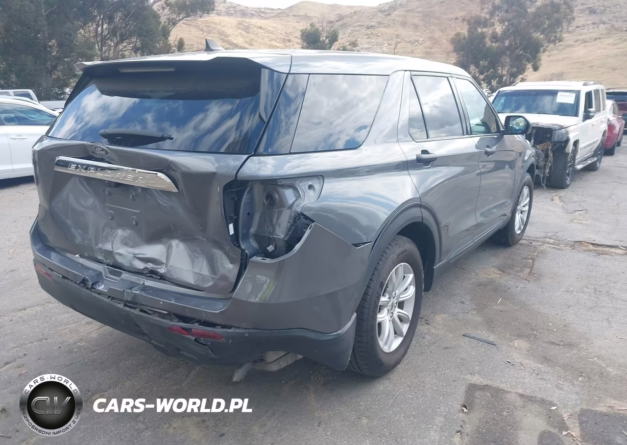 2021 Ford Explorer VIN:1FMSK7BH3MGB91372 - 4