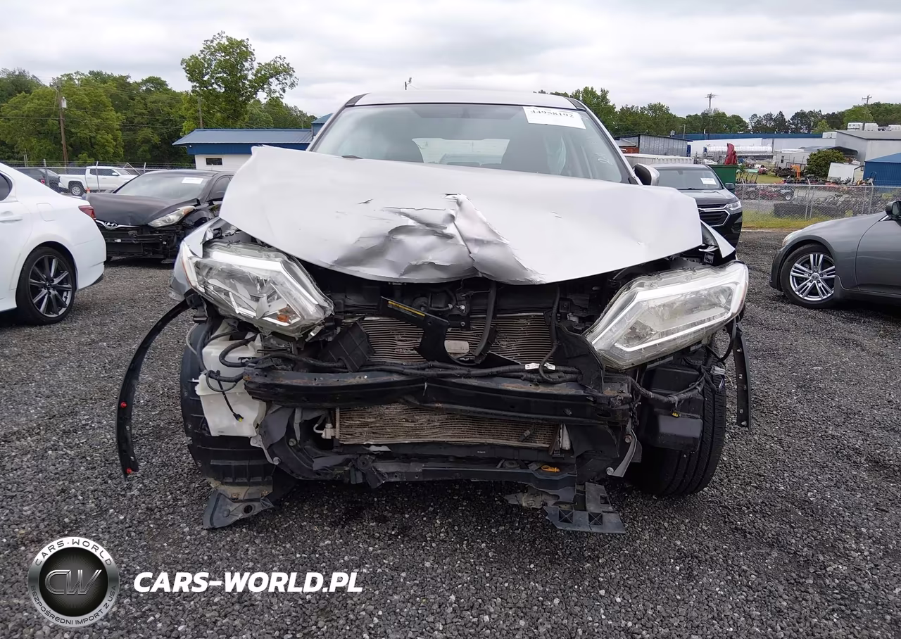 2015 Nissan Rogue S VIN:KNMAT2MV6FP591416 - 12
