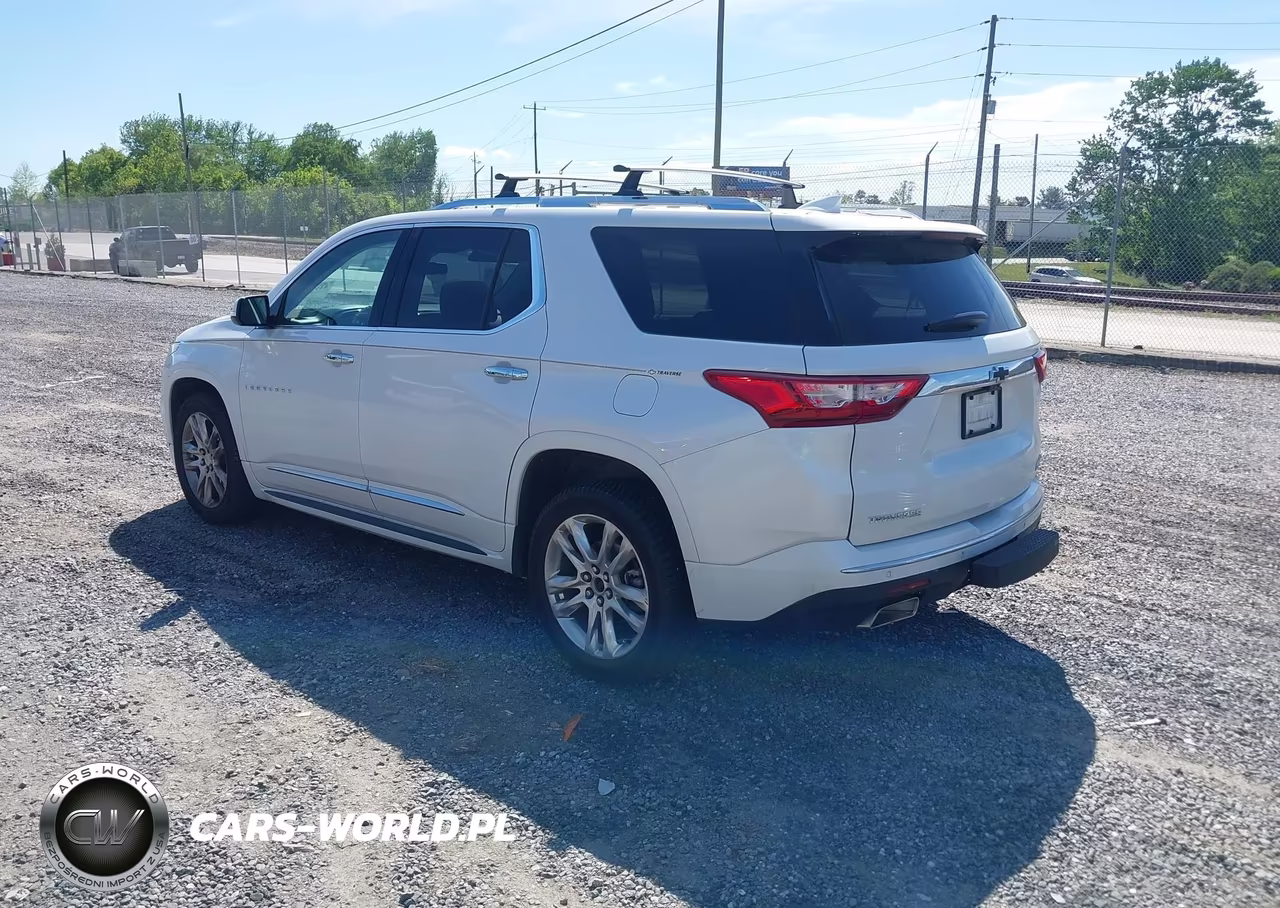 2019 Chevrolet Traverse High Country VIN:1GNEVJKWXKJ233791 - 3