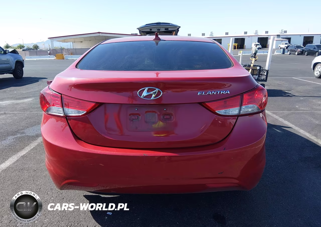2013 Hyundai Elantra Gls VIN:KMHDH4AE5DU939117 - 17