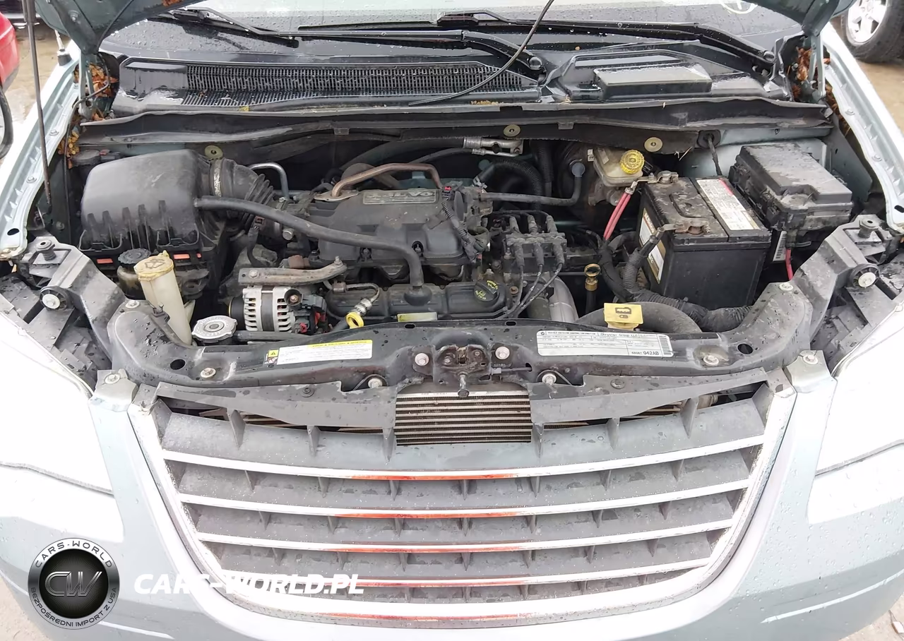 2010 Chrysler Town & Country Lx VIN:2A4RR4DE9AR150040 - 10