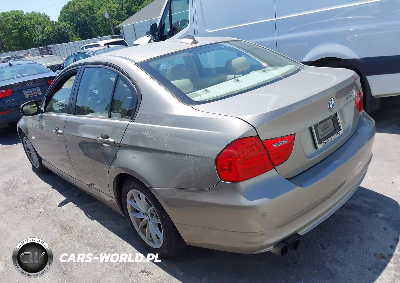 2010 BMW 328I VIN:WBAPH7C52AA800279 - 3