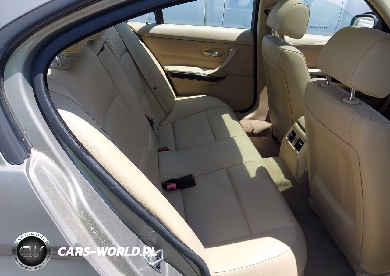 2010 BMW 328I VIN:WBAPH7C52AA800279 - 8
