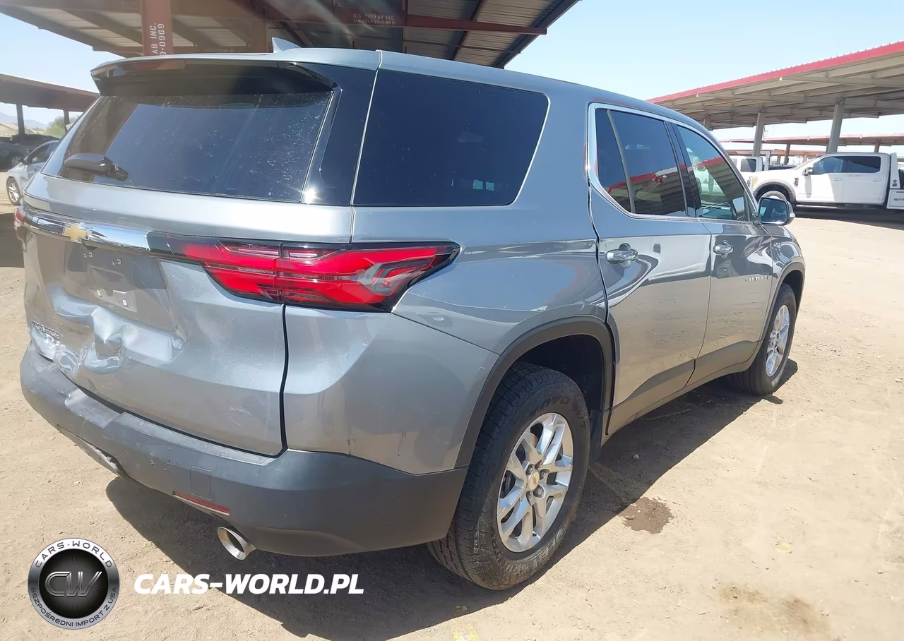 2023 Chevrolet Traverse Fwd Ls VIN:1GNERFKW6PJ218424 - 4