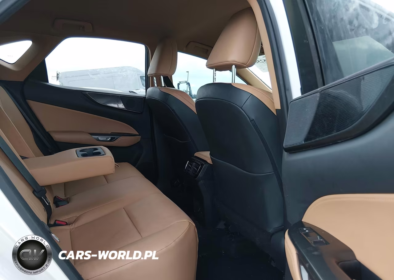 2022 Lexus Nx 250 VIN:2T2ADCAZXNC001818 - 8