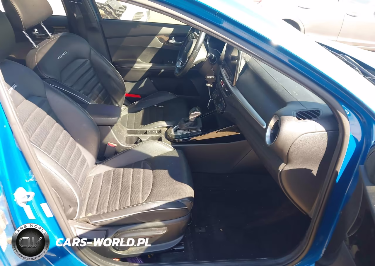 2022 Kia Forte Gt-Line VIN:3KPF54AD9NE421489 - 5