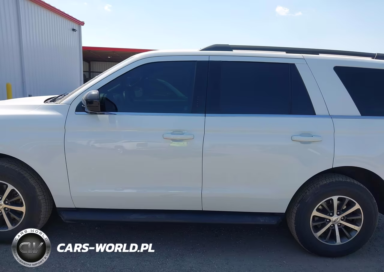 2018 Ford Expedition Xl VIN:1FMJU1FT2JEA61396 - 19