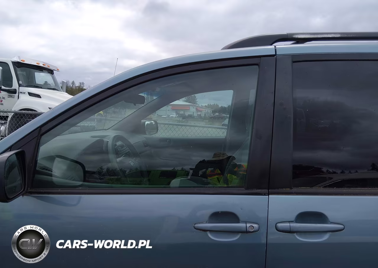 2005 Toyota Sienna Le VIN:5TDZA23C35S372099 - 15