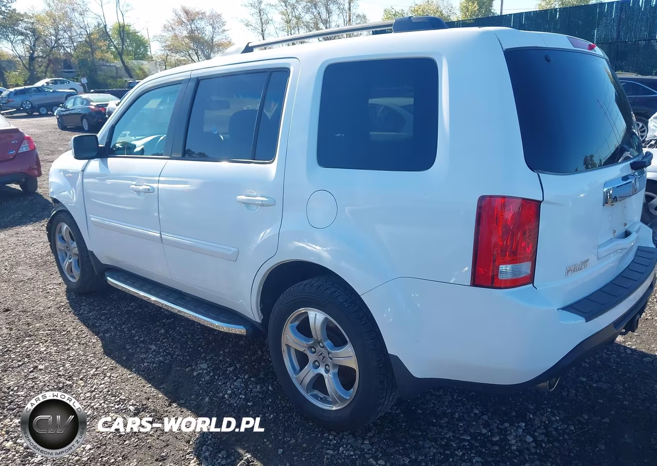 2013 Honda Pilot Ex-L VIN:5FNYF4H58DB012445 - 3