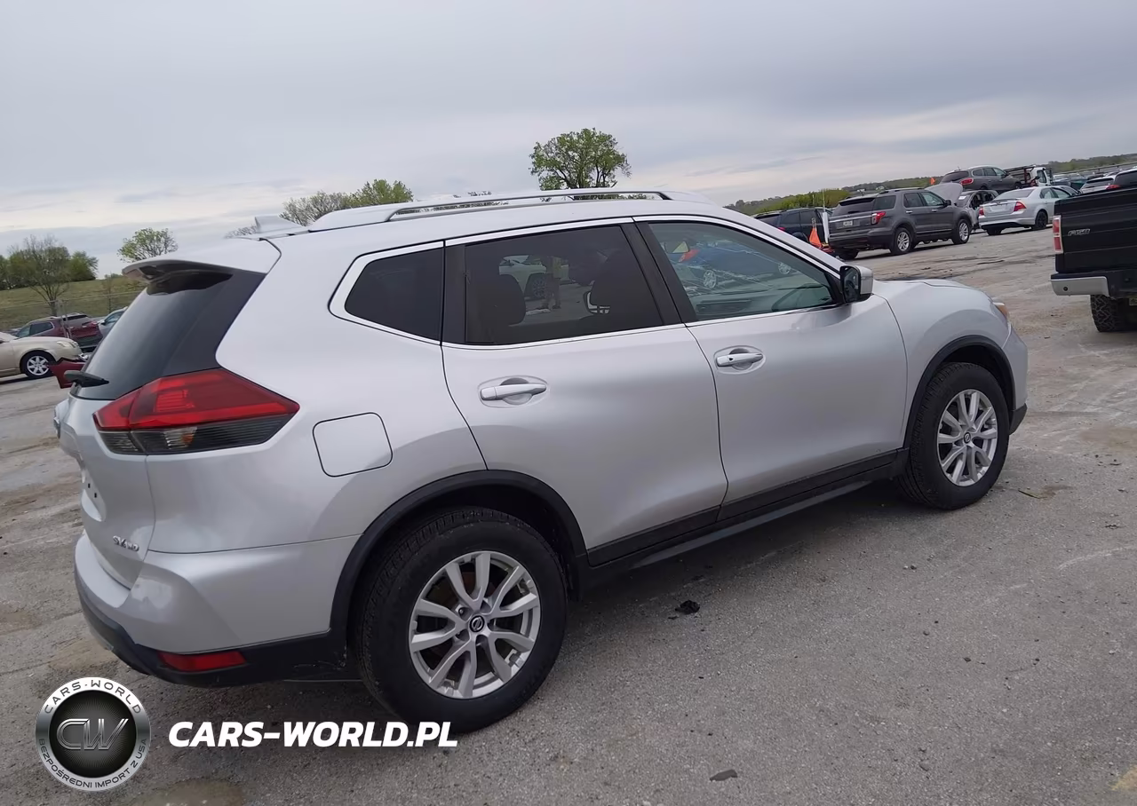 2018 Nissan Rogue Sv VIN:KNMAT2MVXJP539926 - 4