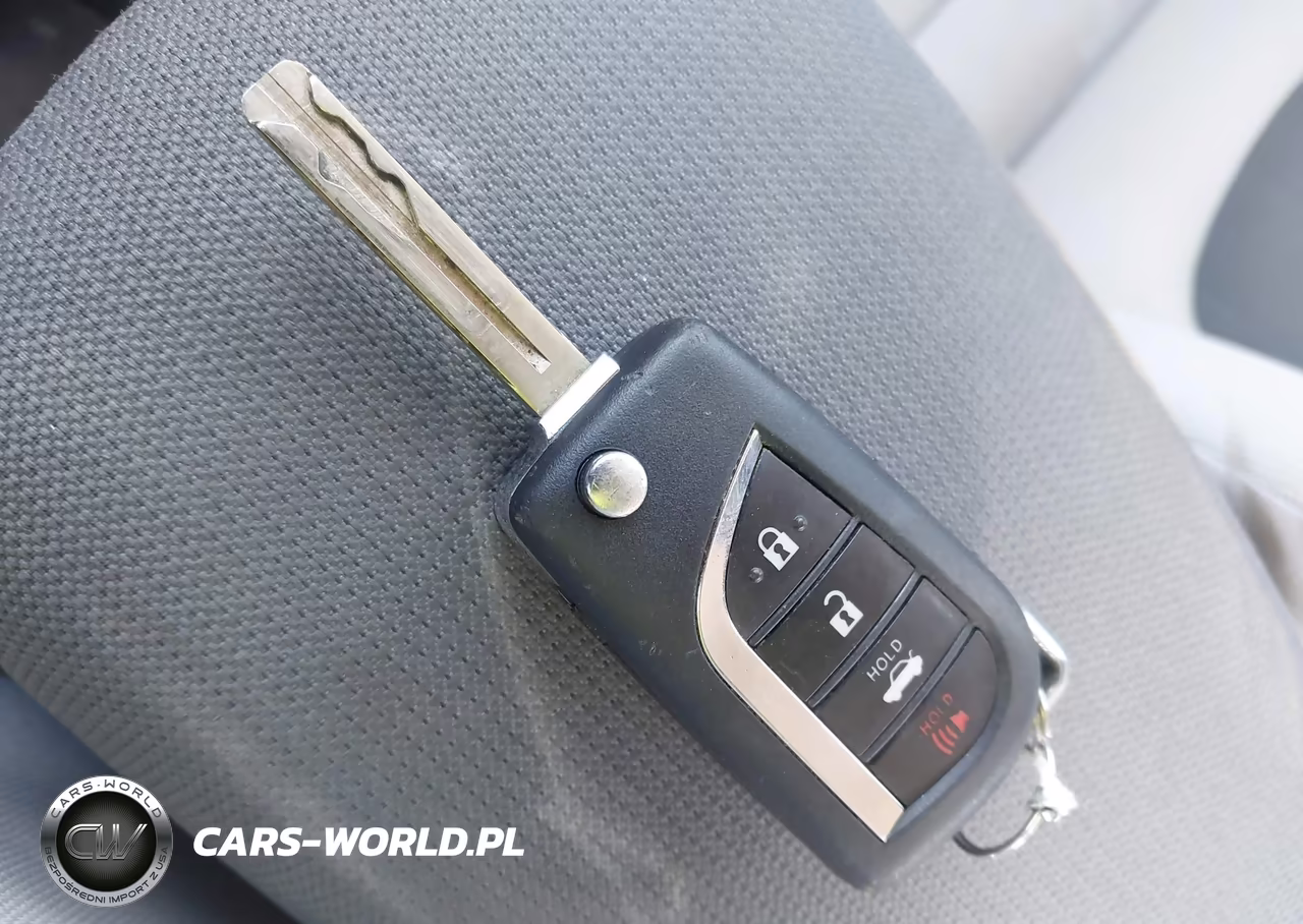 2020 Toyota Corolla Le VIN:JTDEPRAE7LJ003637 - 11