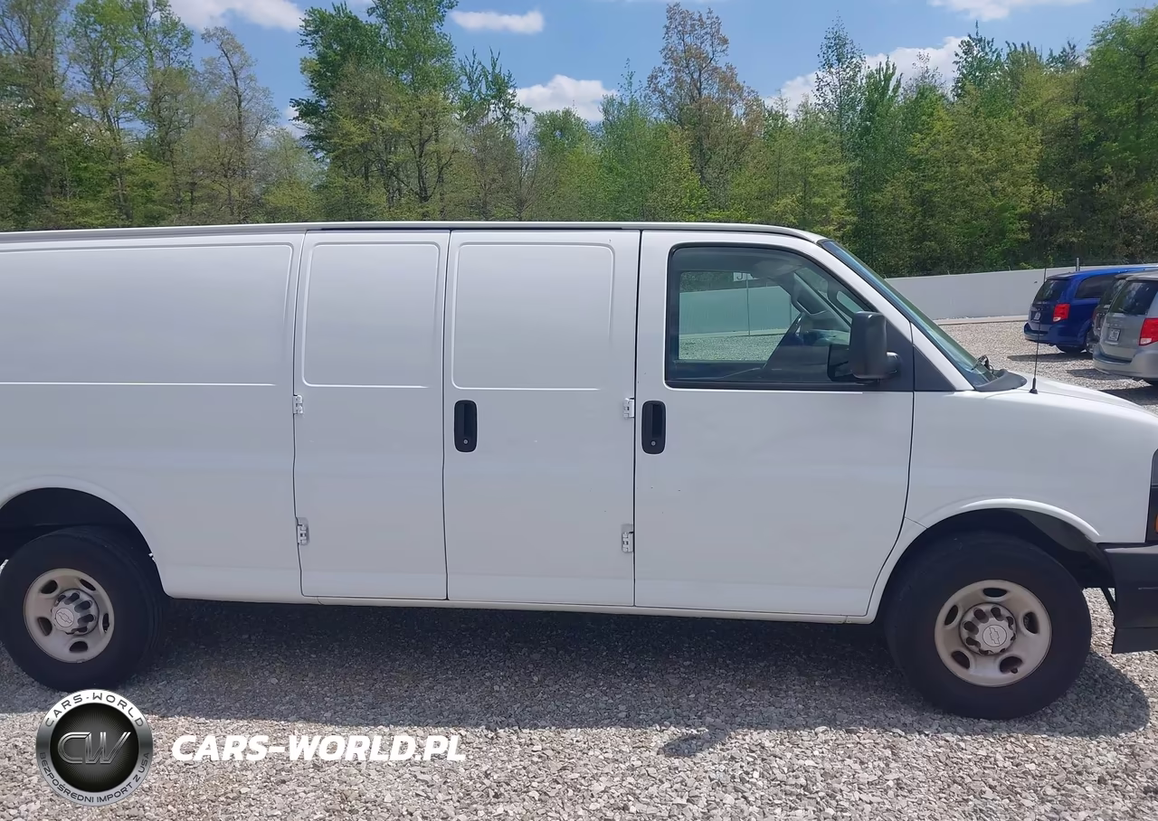 2018 Chevrolet Express 3500 Work Van VIN:1GCZGHFG3J1315926 - 13
