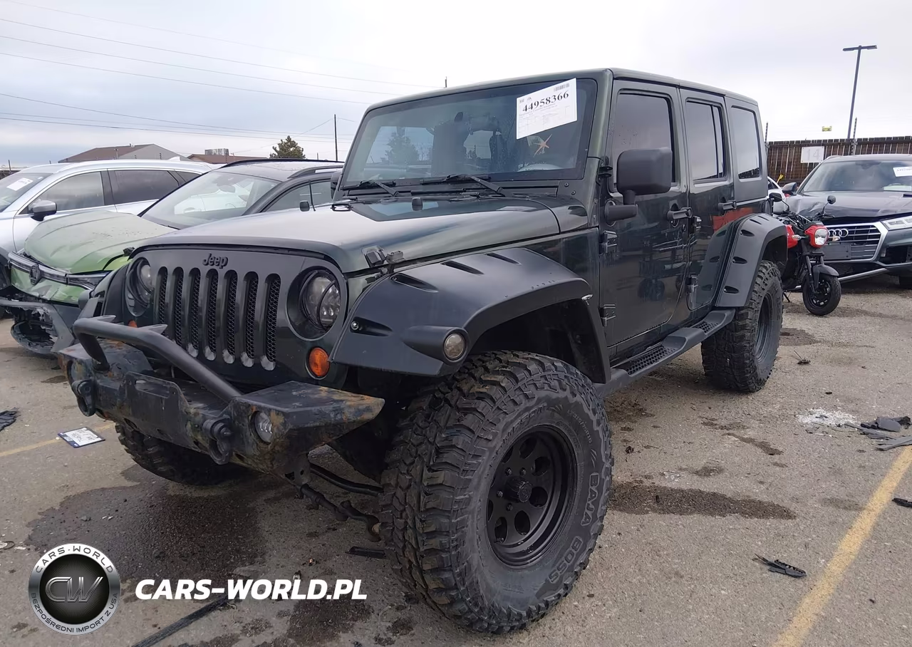 2010 Jeep Wrangler Unlimited Sahara VIN:1J4HA5H18AL159143 - 2