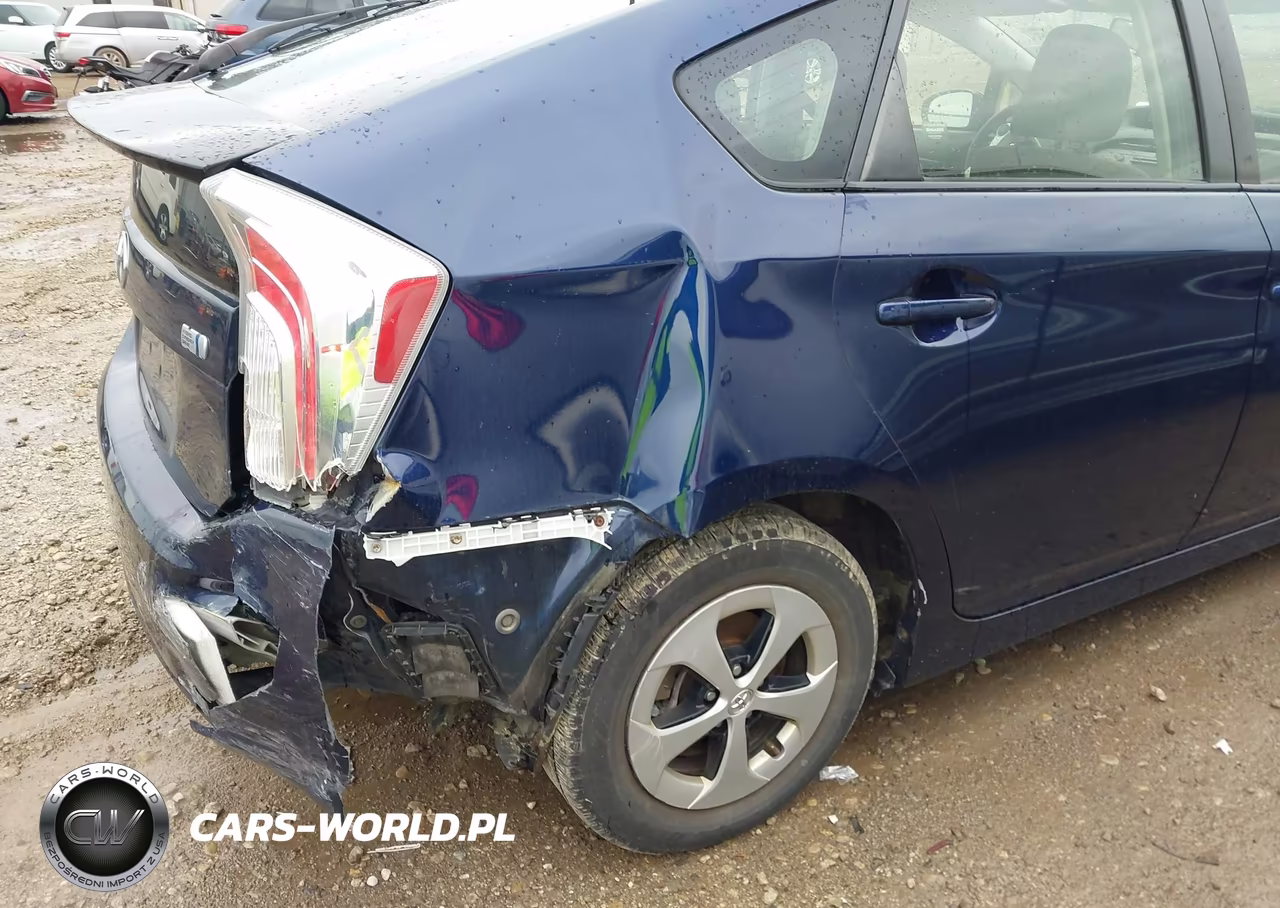 2015 Toyota Prius Three VIN:JTDKN3DU9F0438324 - 6