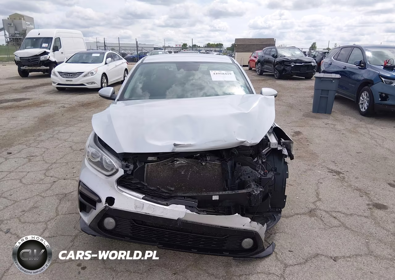 2020 Kia Forte Lxs VIN:3KPF24AD7LE148137 - 13