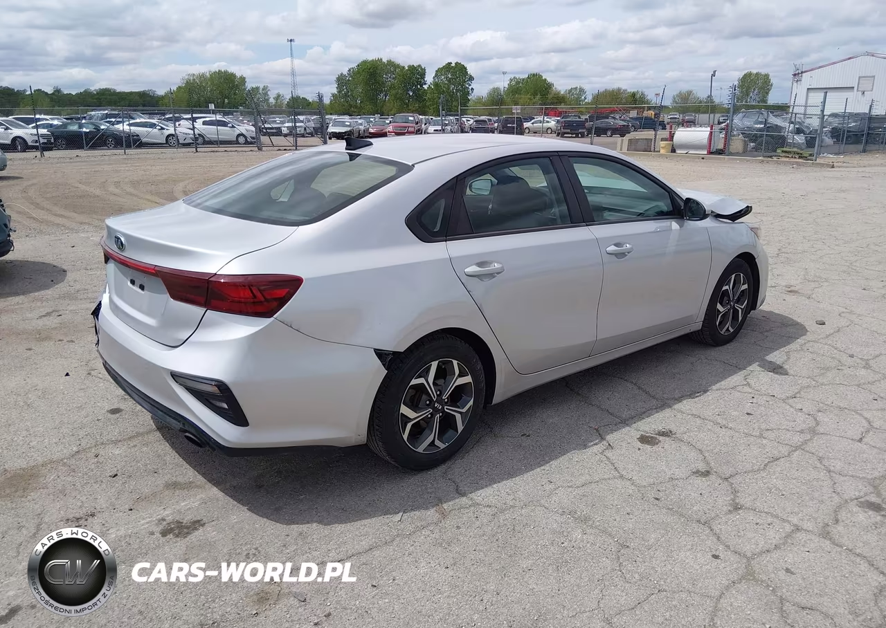 2020 Kia Forte Lxs VIN:3KPF24AD7LE148137 - 4
