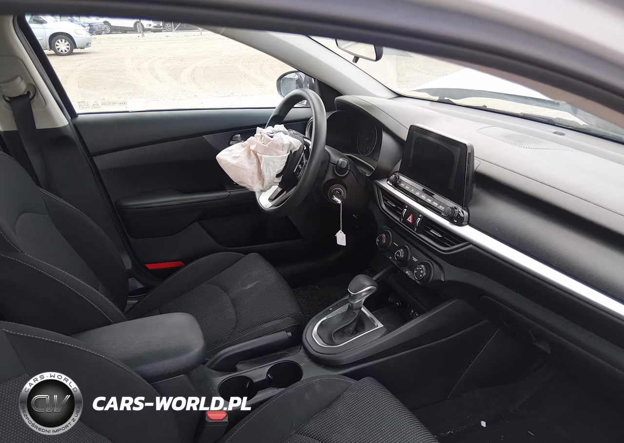 2020 Kia Forte Lxs VIN:3KPF24AD7LE148137 - 5