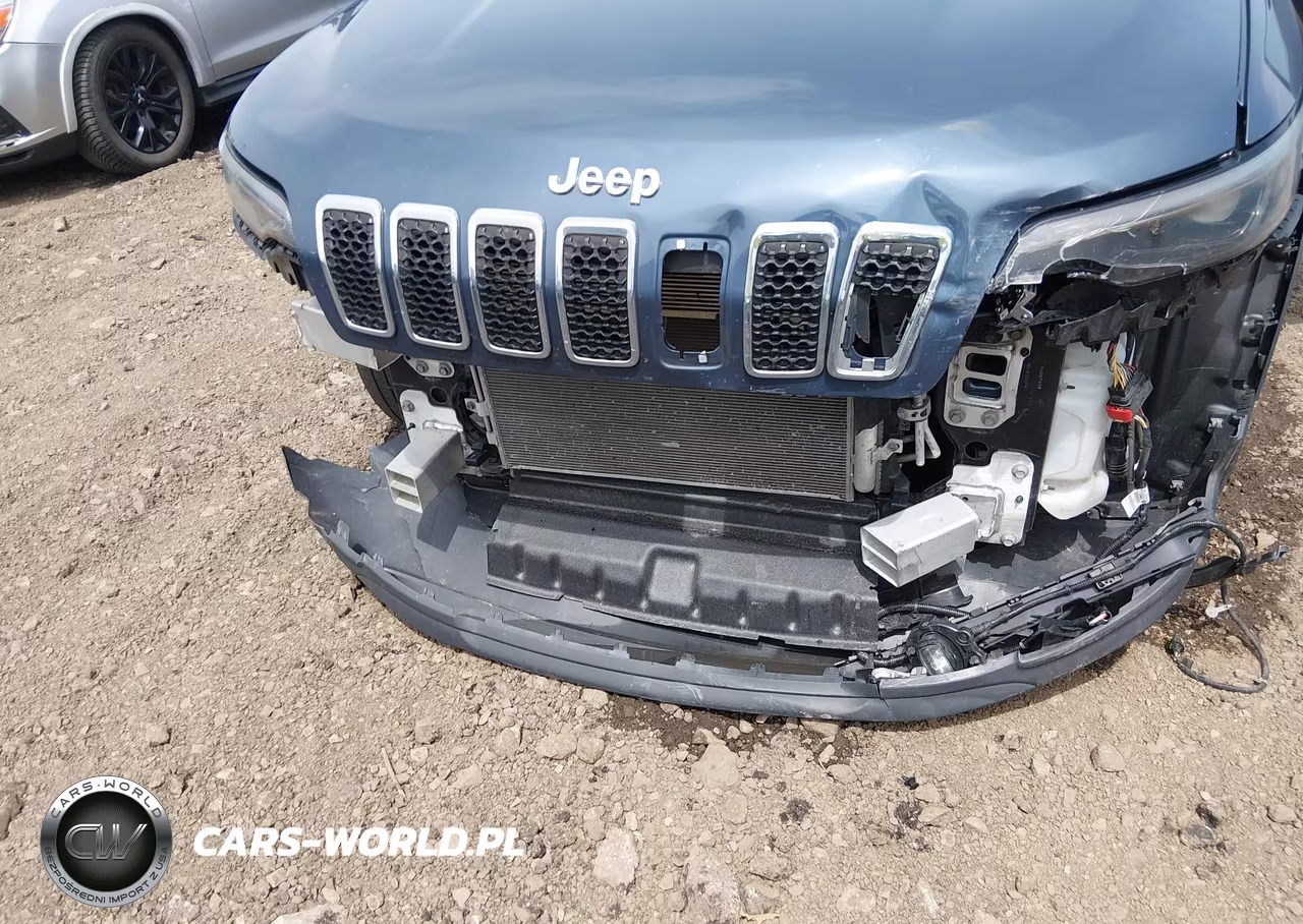 2019 Jeep Cherokee Latitude Fwd VIN:1C4PJLCB6KD406225 - 6