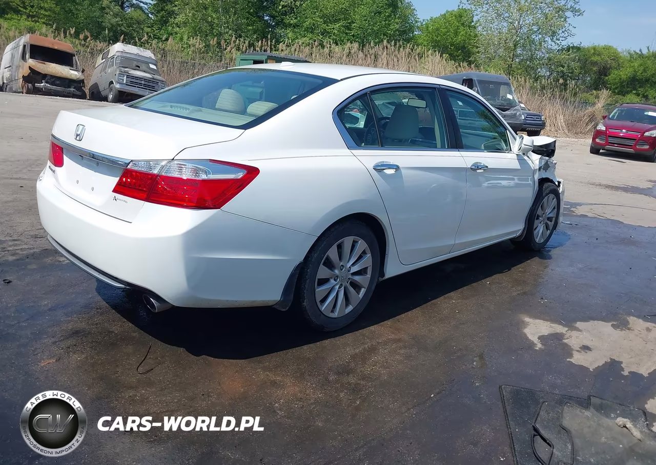 2015 Honda Accord Ex-L VIN:1HGCR2F8XFA155588 - 4