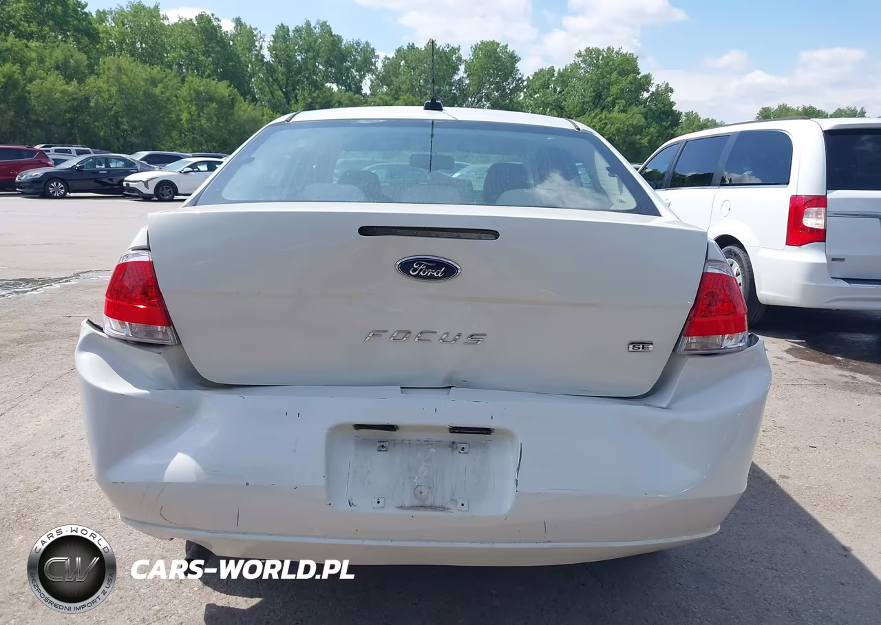 2010 Ford Focus Se VIN:1FAHP3FN1AW299229 - 16