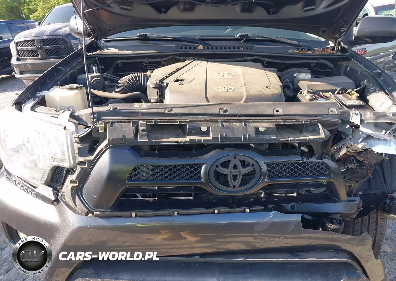 2013 Toyota Tacoma Prerunner V6 VIN:5TFJU4GN6DX036774 - 10