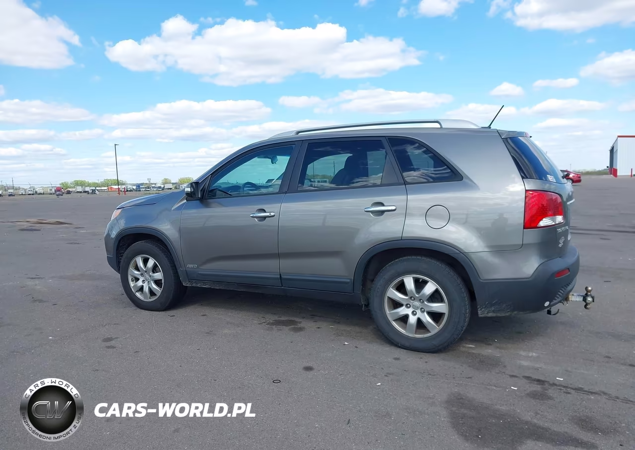 2013 Kia Sorento Lx V6 VIN:5XYKTDA29DG310882 - 14