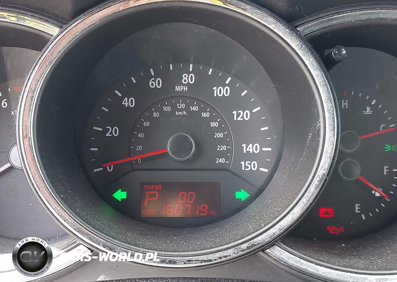 2013 Kia Sorento Lx V6 VIN:5XYKTDA29DG310882 - 15