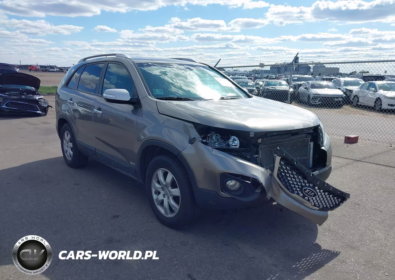 2013 Kia Sorento Lx V6 VIN:5XYKTDA29DG310882 - 6
