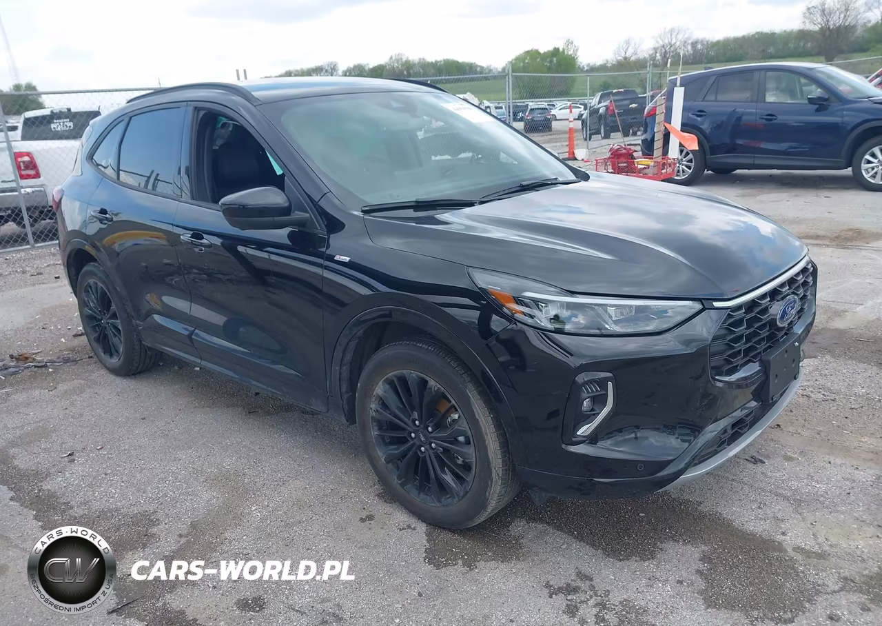 2023 Ford Escape St-Line Elite