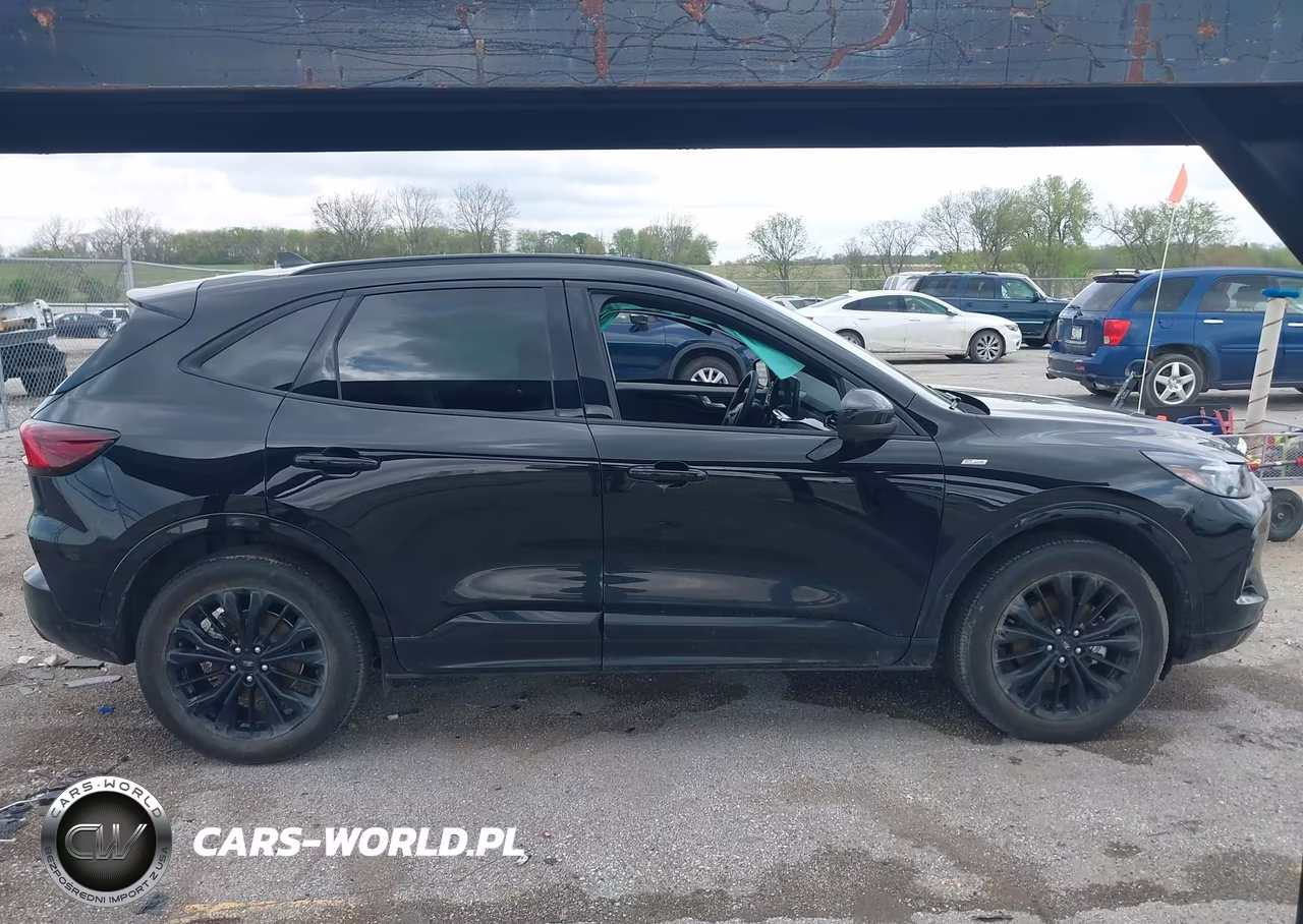 2023 Ford Escape St-Line Elite VIN:1FMCU9PA4PUB32200 - 13