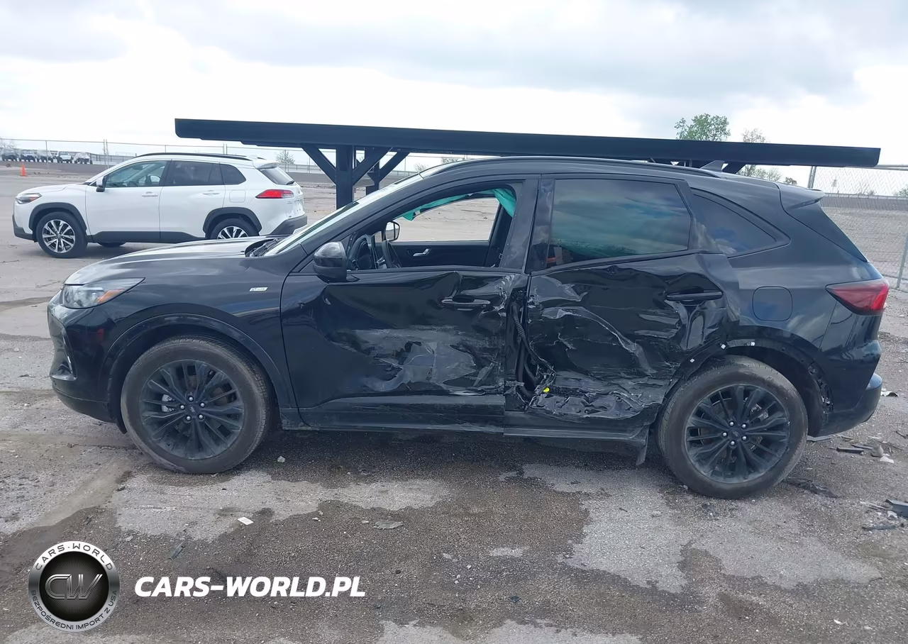 2023 Ford Escape St-Line Elite VIN:1FMCU9PA4PUB32200 - 14