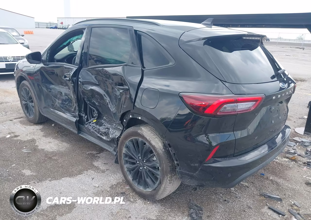 2023 Ford Escape St-Line Elite VIN:1FMCU9PA4PUB32200 - 3