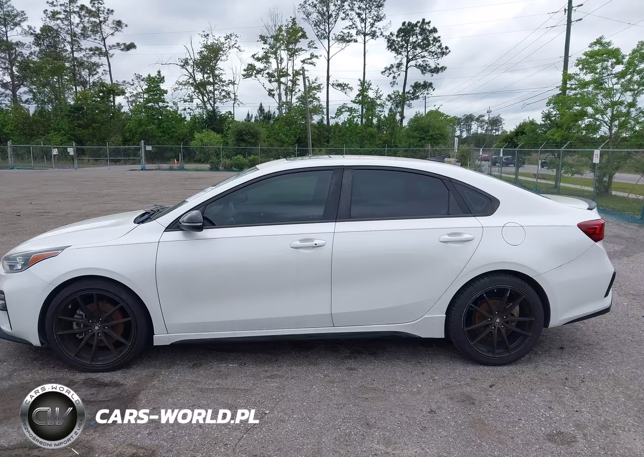 2020 Kia Forte Gt VIN:3KPF44AC9LE168424 - 15