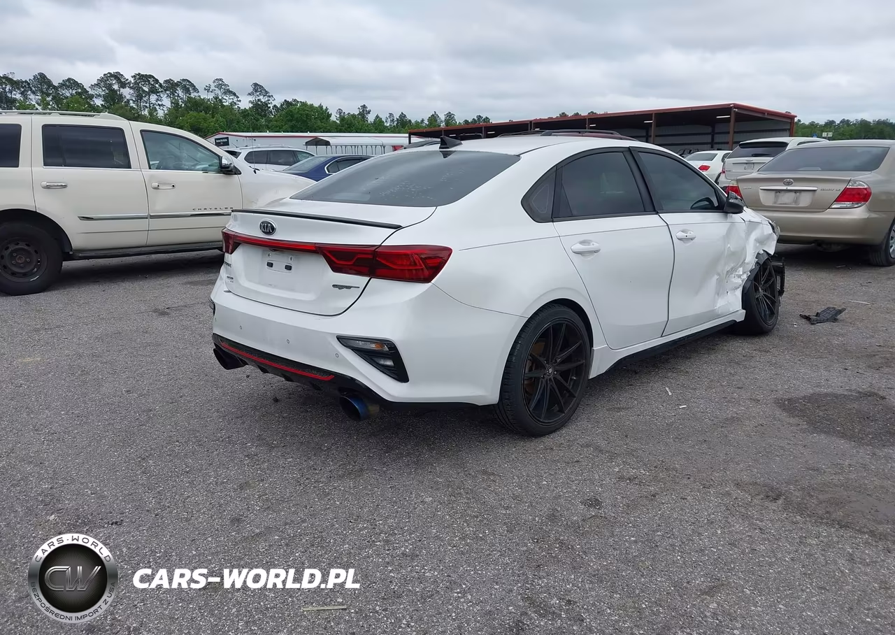 2020 Kia Forte Gt VIN:3KPF44AC9LE168424 - 4