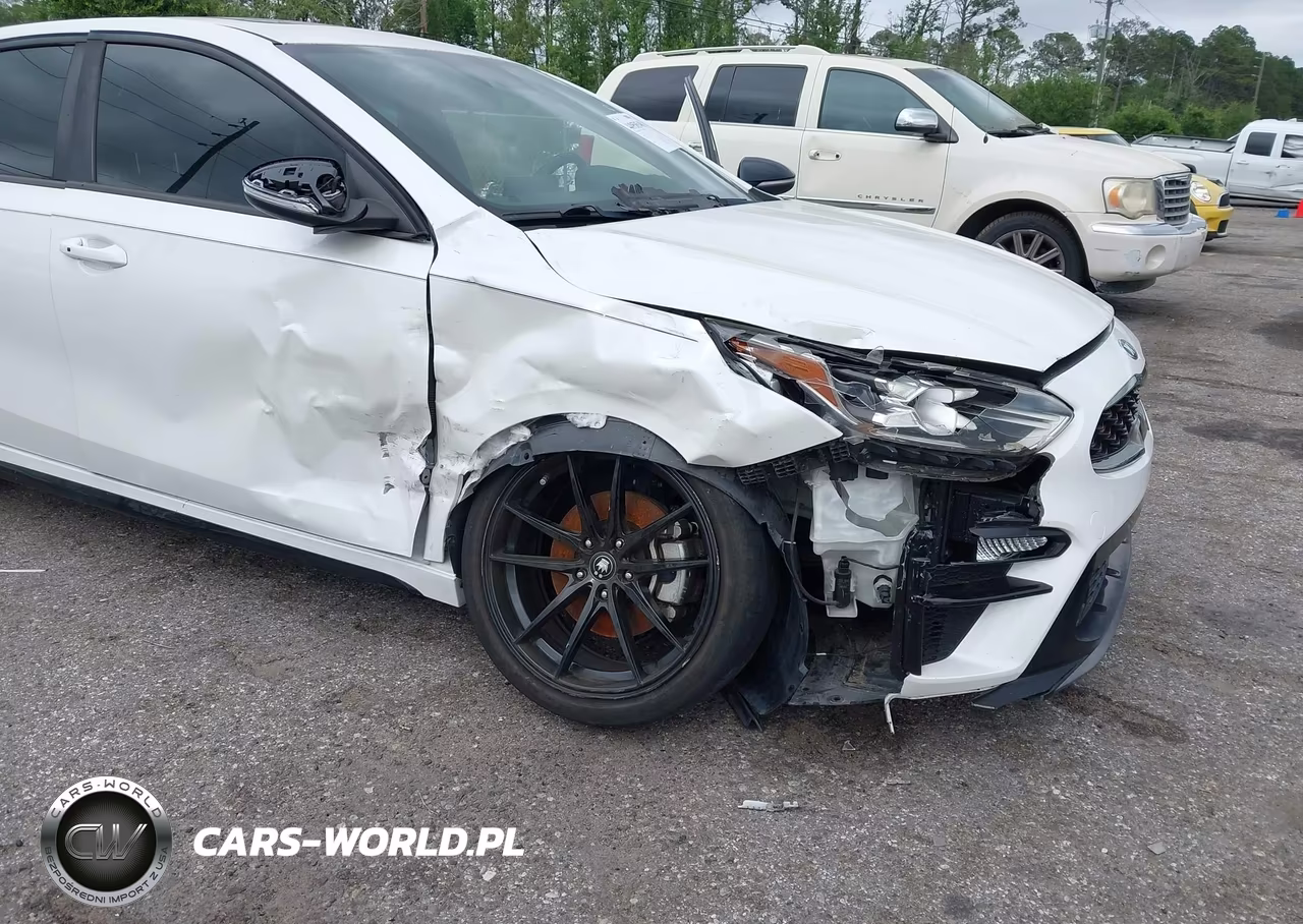 2020 Kia Forte Gt VIN:3KPF44AC9LE168424 - 6