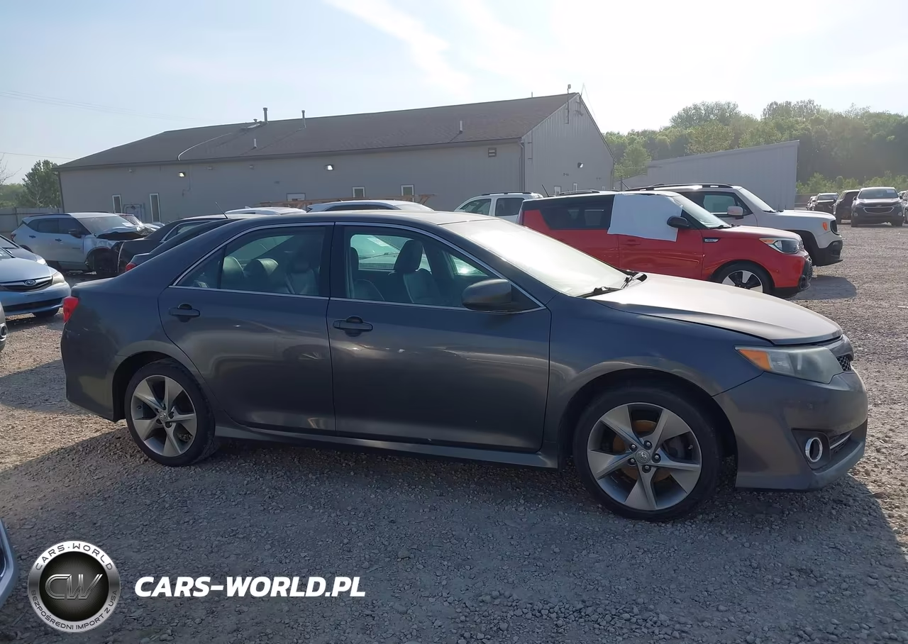 2013 Toyota Camry Se VIN:4T1BF1FK9DU231267 - 13