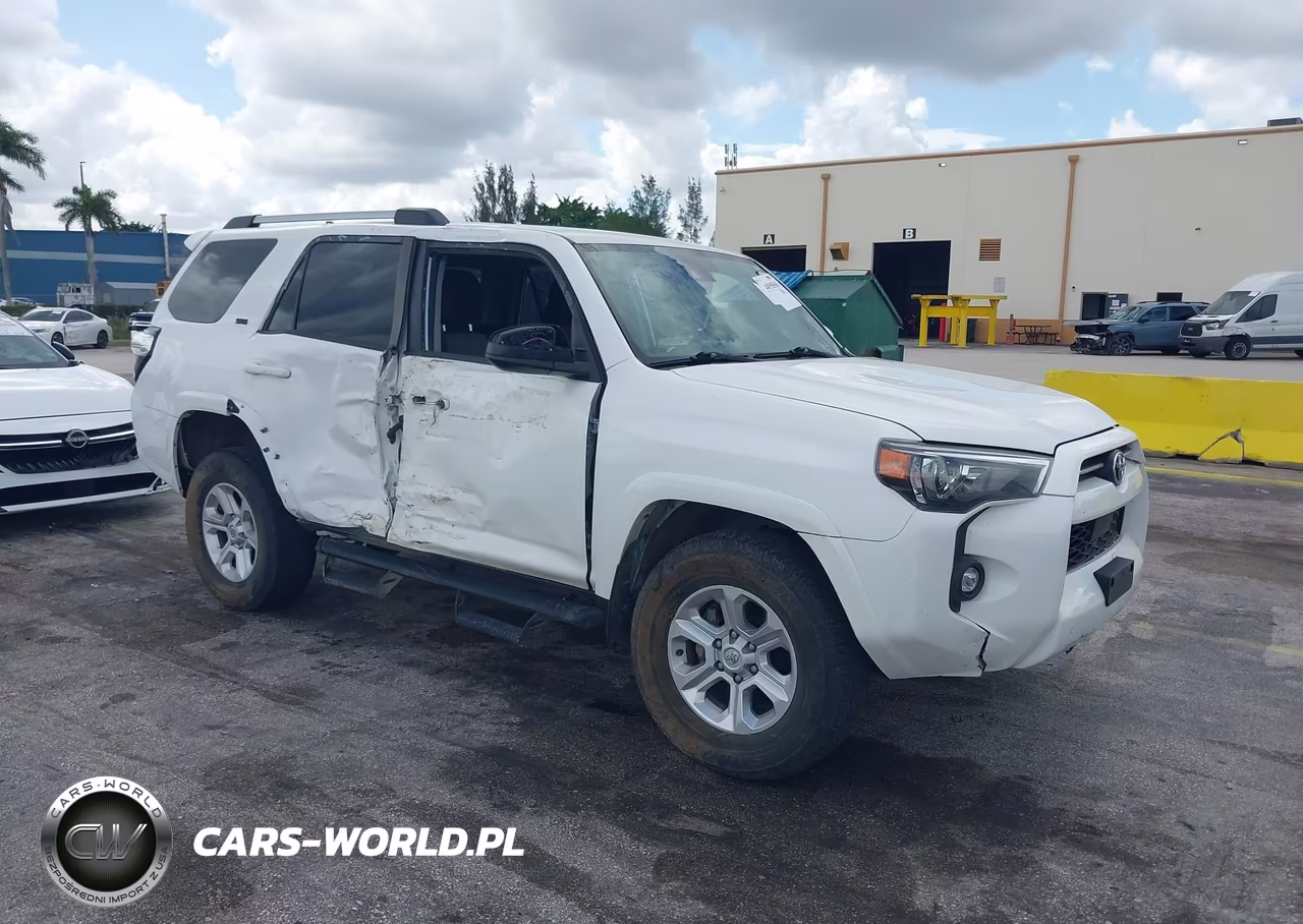 2022 Toyota 4Runner Sr5