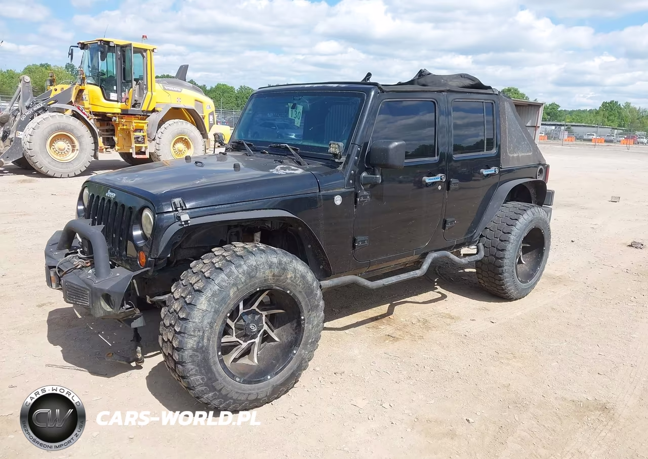 2013 Jeep Wrangler Unlimited Sport VIN:1C4BJWDG1DL698364 - 2