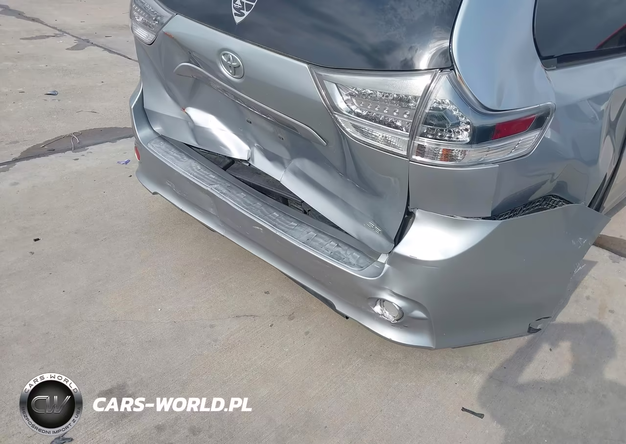 2011 Toyota Sienna Se VIN:5TDXK3DC0BS064831 - 6